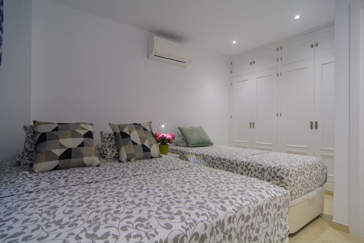 River Playa Beachfront Apartment, Large Terrace Fuengirola Zewnętrze zdjęcie