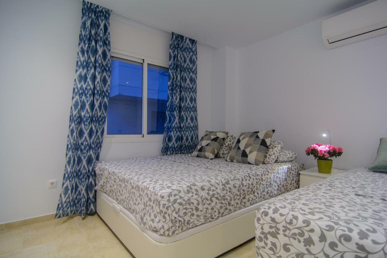 River Playa Beachfront Apartment, Large Terrace Fuengirola Zewnętrze zdjęcie