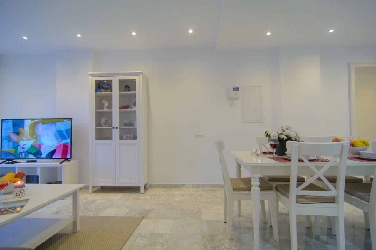 River Playa Beachfront Apartment, Large Terrace Fuengirola Zewnętrze zdjęcie